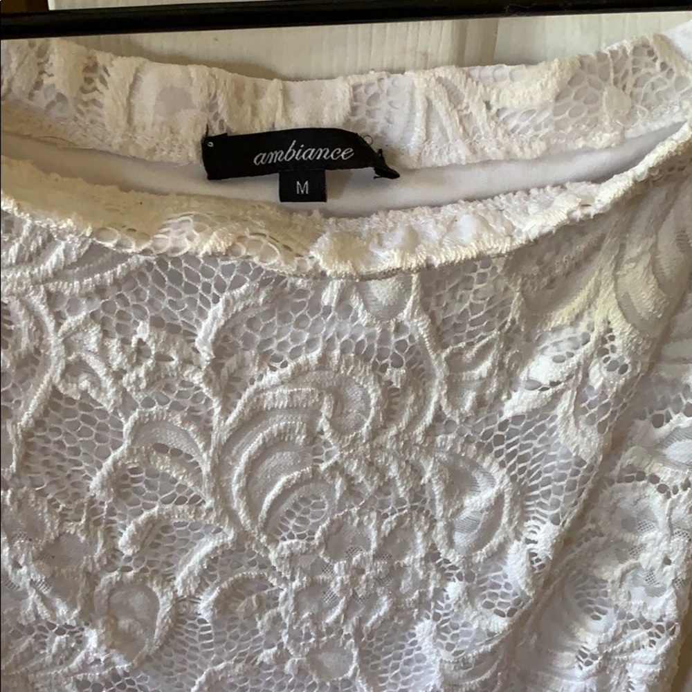 White lace dress - Picture 5 of 10